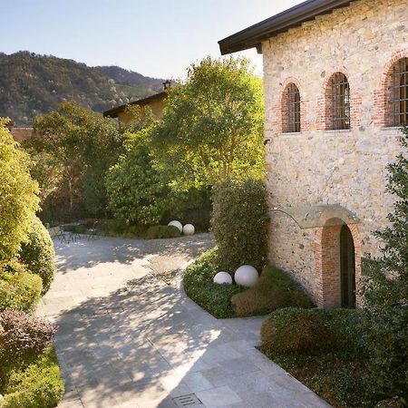 Il Borgo - 1711 Luxury Guest House Arlate Exterior photo